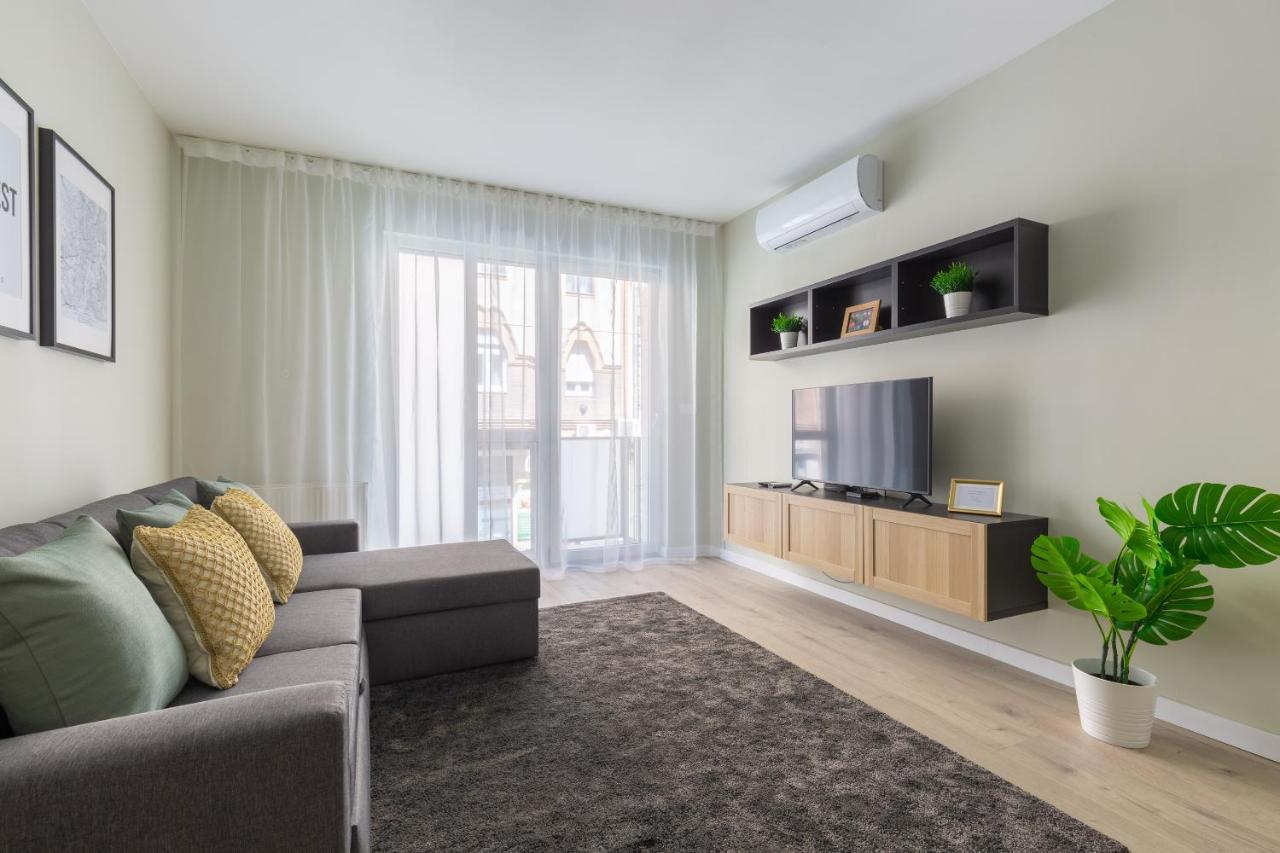 Second Home Apartment Budapest Luaran gambar