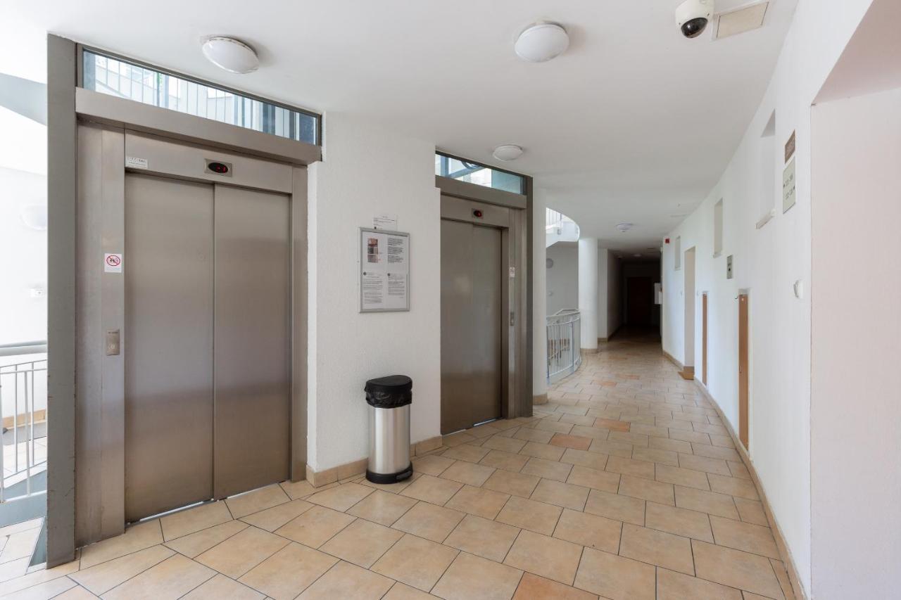 Second Home Apartment Budapest Luaran gambar