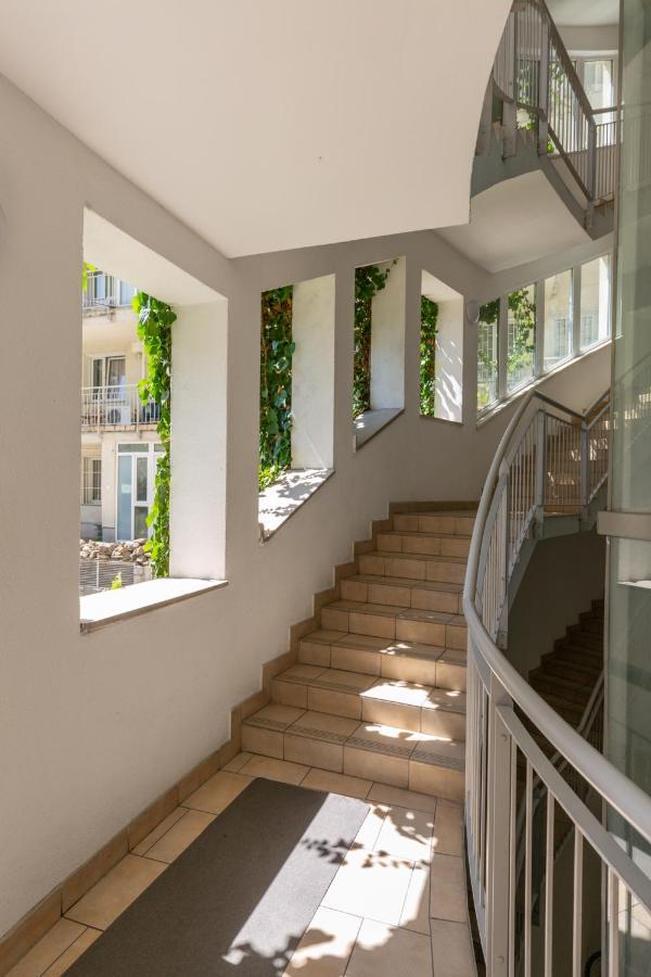Second Home Apartment Budapest Luaran gambar