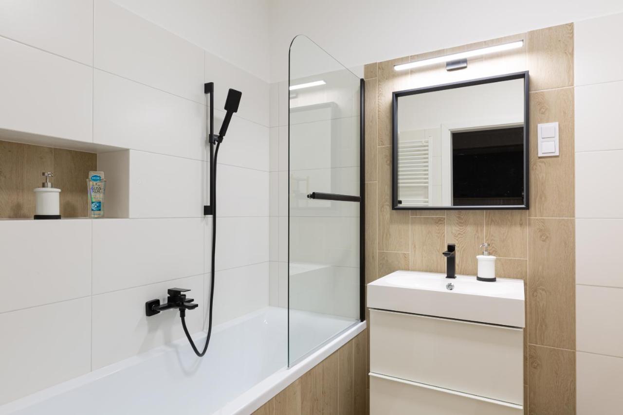 Second Home Apartment Budapest Luaran gambar