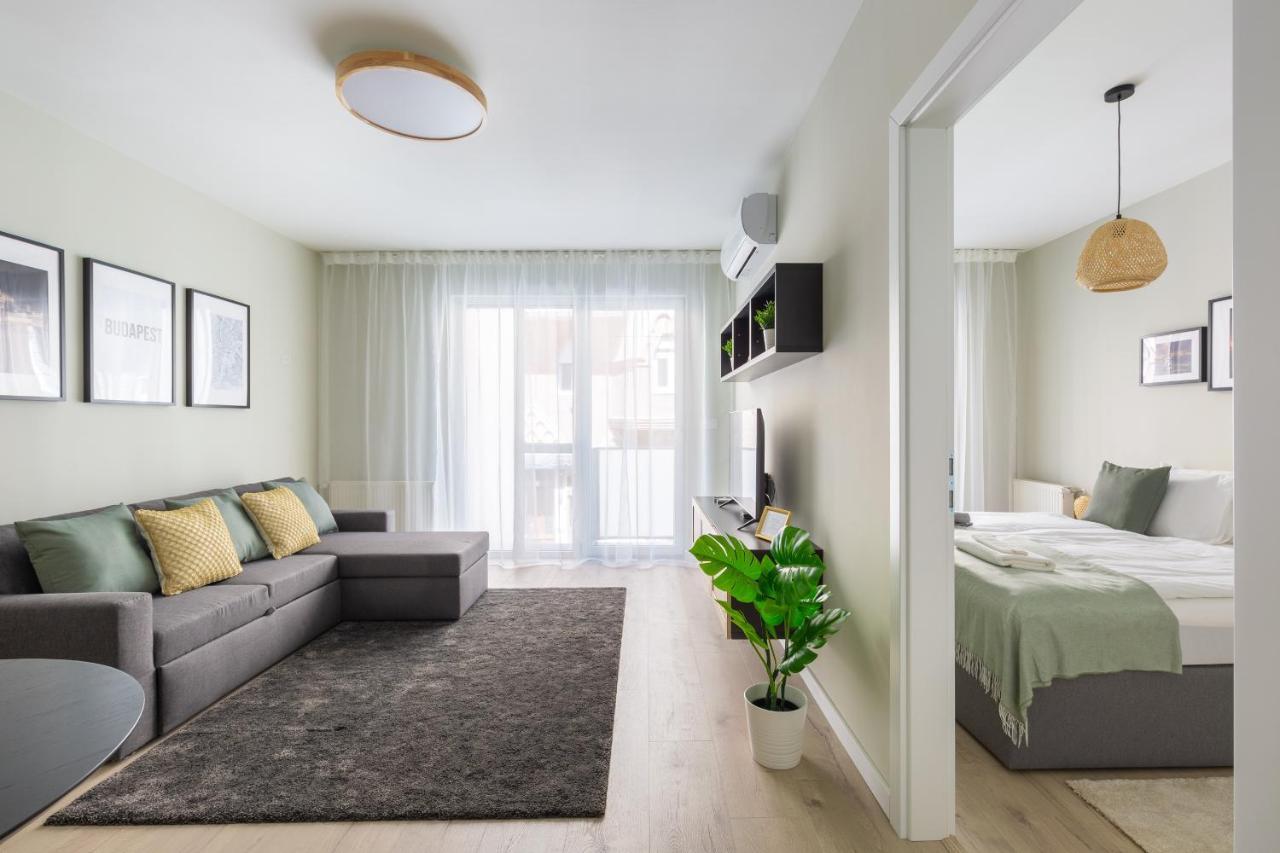 Second Home Apartment Budapest Luaran gambar