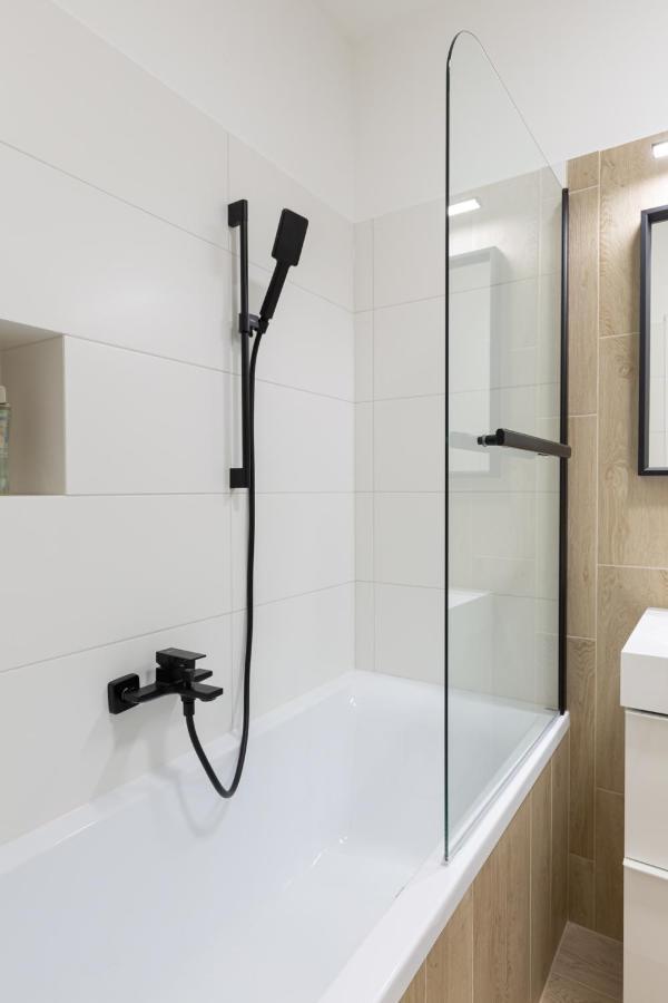 Second Home Apartment Budapest Luaran gambar